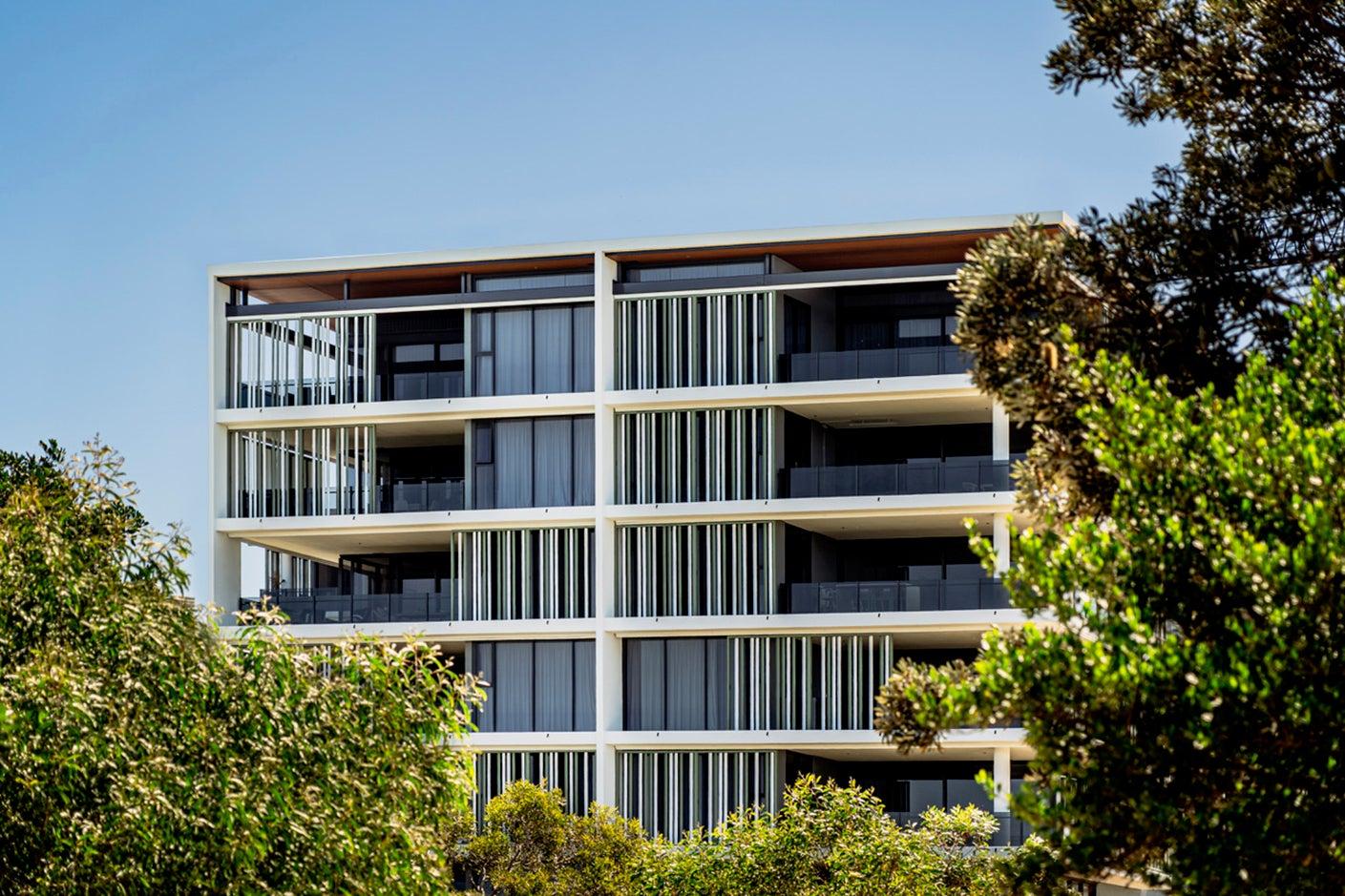 Seanna Residences by OGE Group Architects / Form Landscape Architects
Photographer: Rikki Lancaster Photography