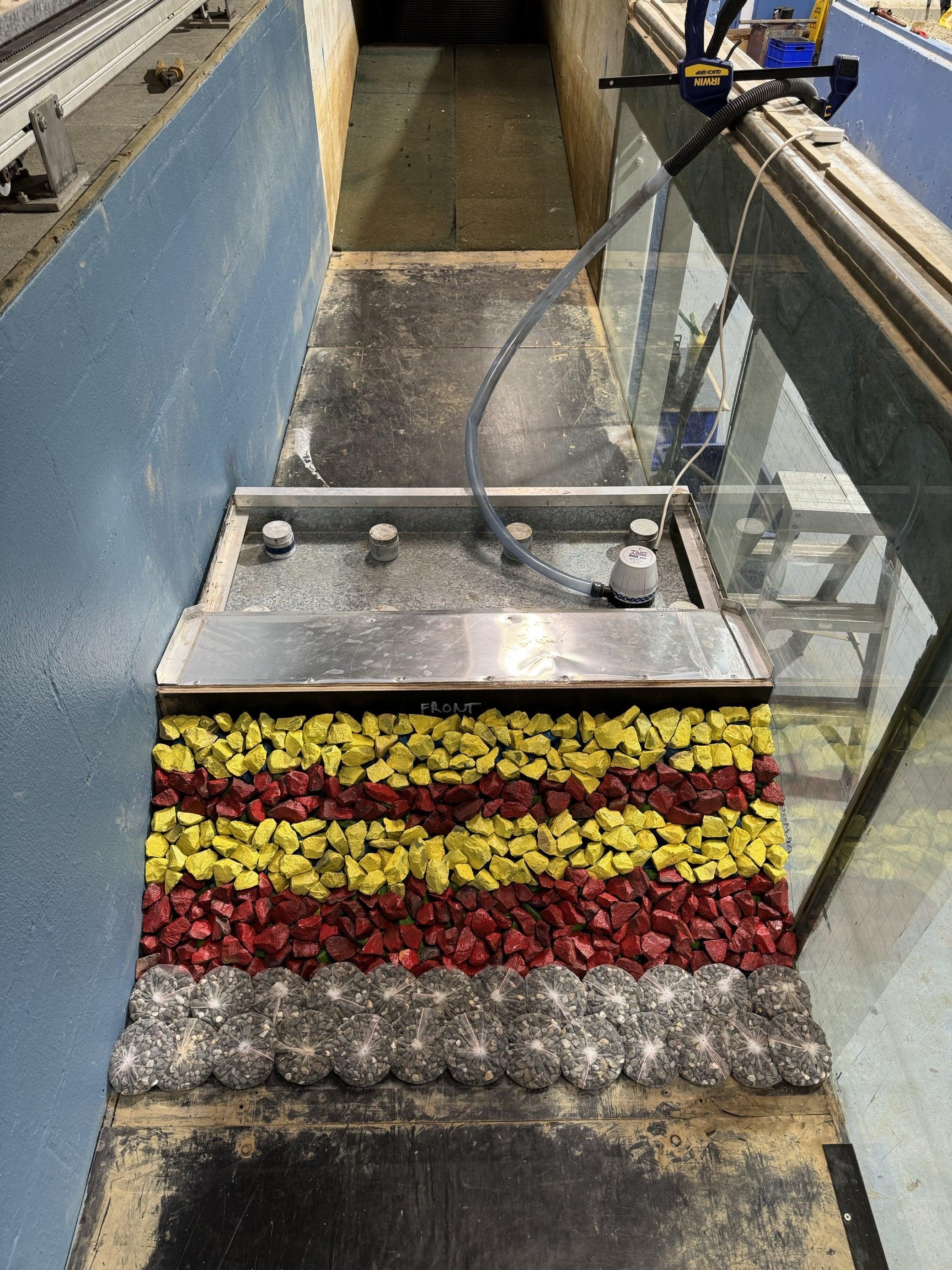 TS Onslow seawall 2D Physical Model testing (by Manly Hydraulics Laboratory).