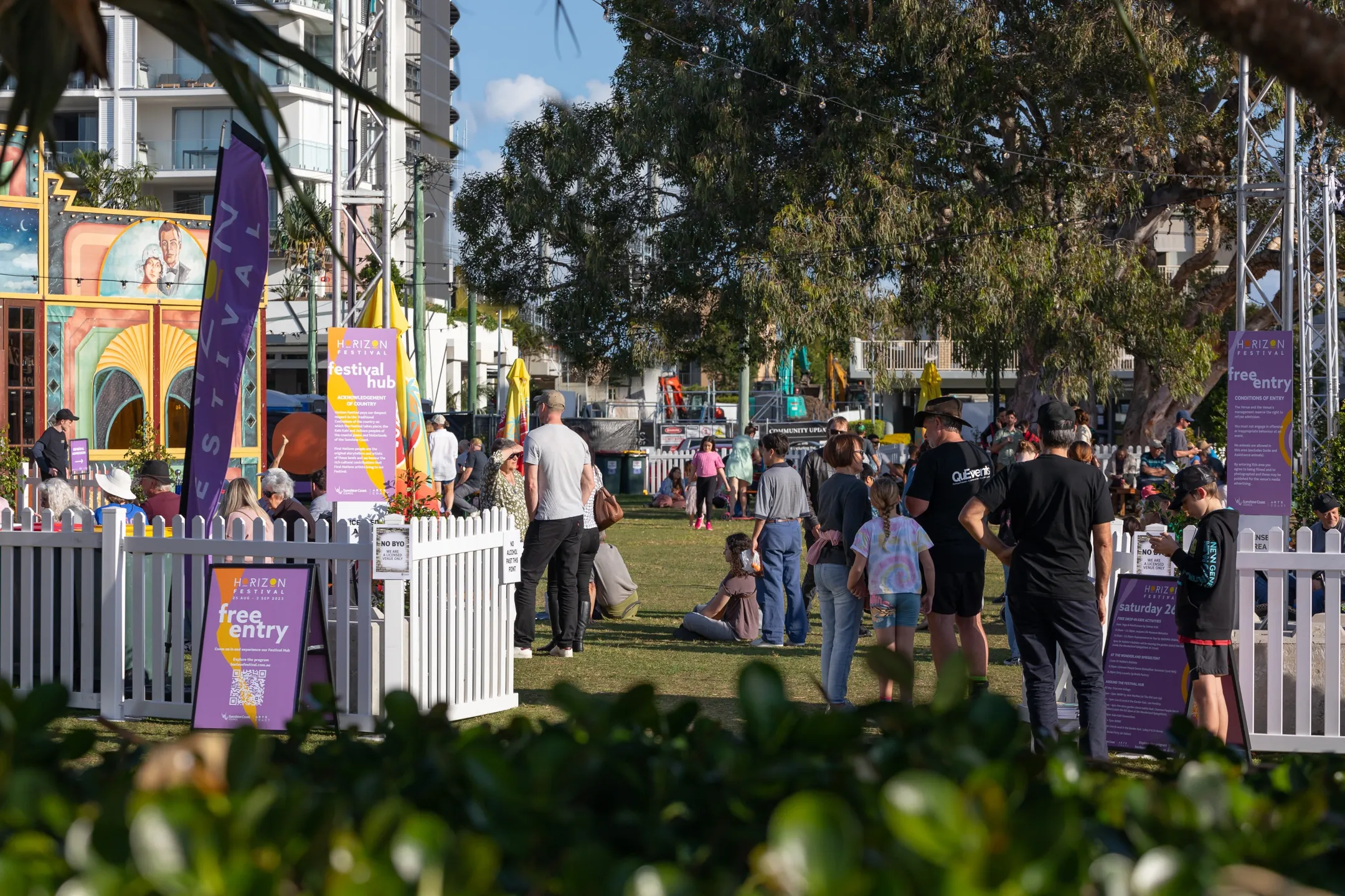 An image about Horizon Hangout