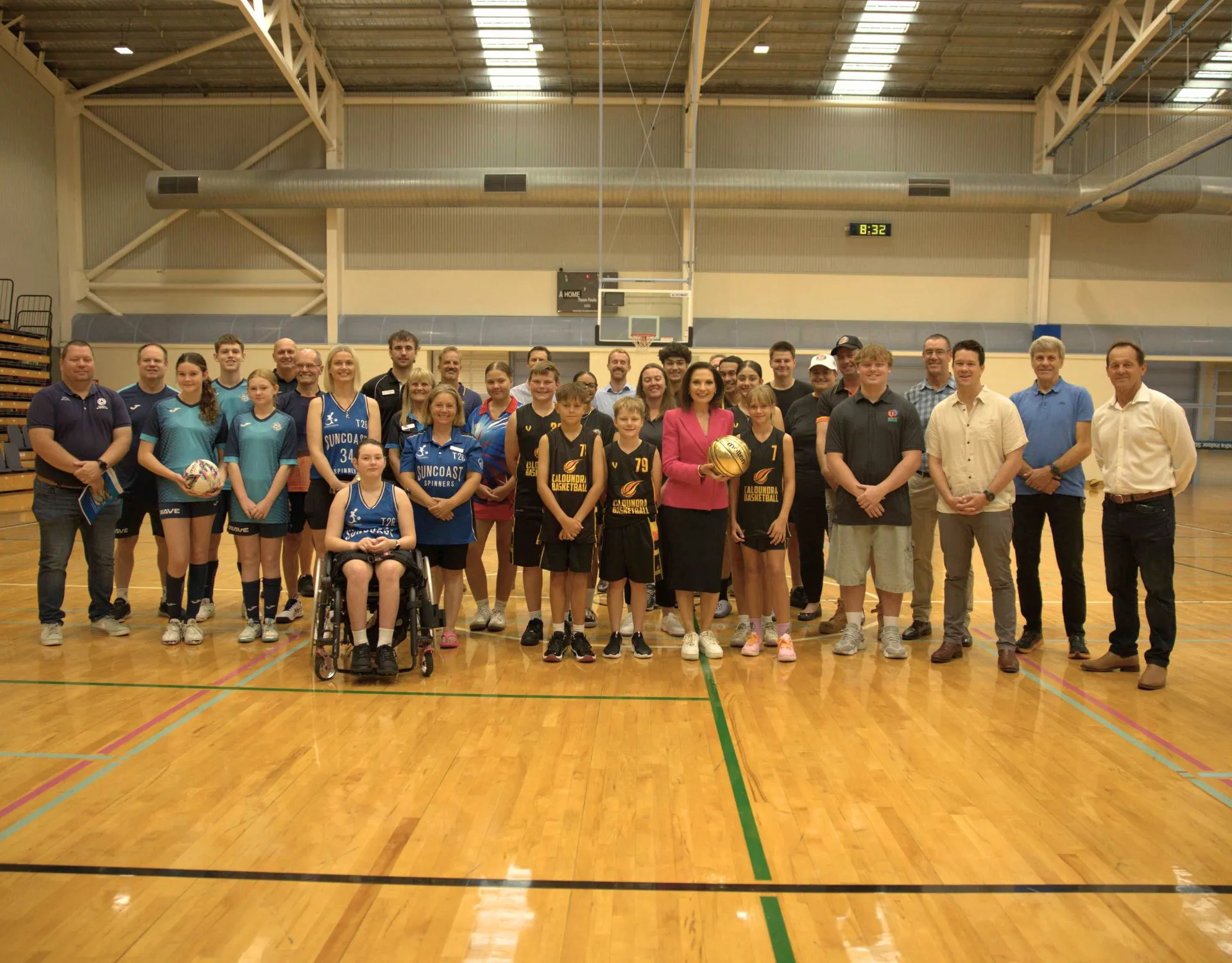 Supporters calling for new indoor court facilities