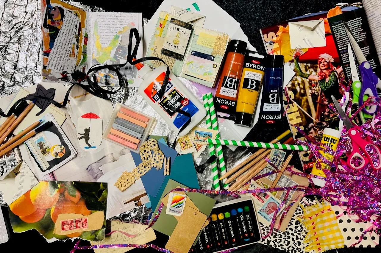 An image about Vision board pocket books