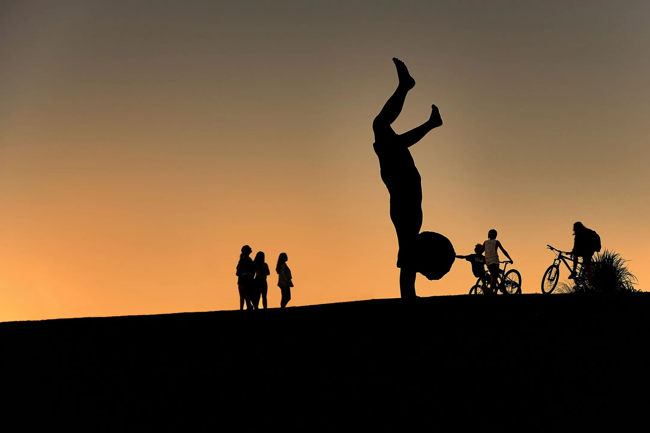 iDIDIT, Russell Anderson's sculpture in Kawana